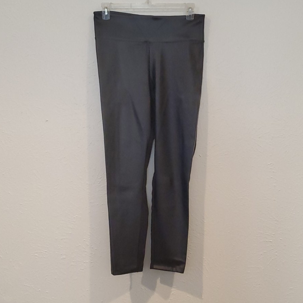 VICTORIA'S SECRET
Faux-leather Legging